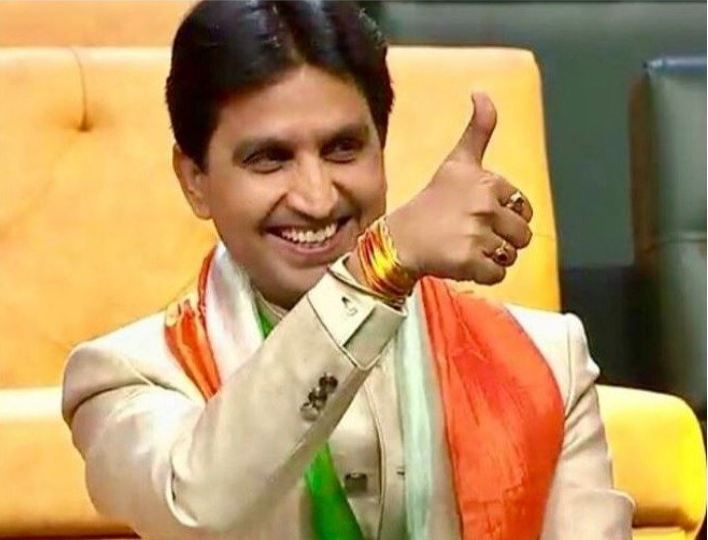 kumar vishwas+1