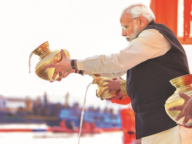 PMO: PM donates 21 lakh to Kumbh Mela sanitation workers