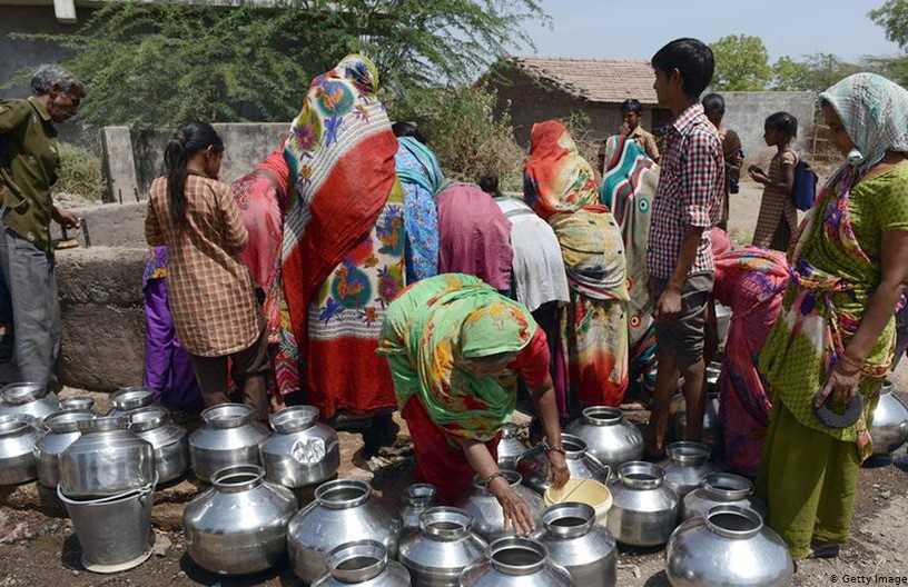 પાલનપુર તાલુકાના ભૂતેડી અને આકેડી ગામમાં પીવાના પાણીની  વિકટ સમસ્યા