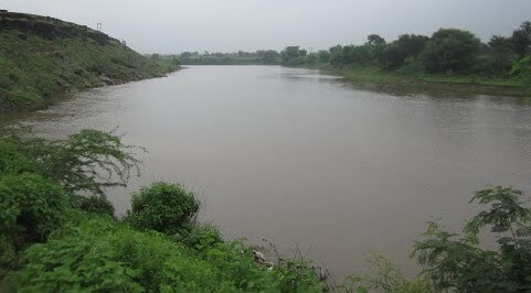 ઝાલોદના તળાવમાં માછીમારી કરવા ગયેલા 4 મહિલા સહિત પાંચના ડુબી જતાં મોત