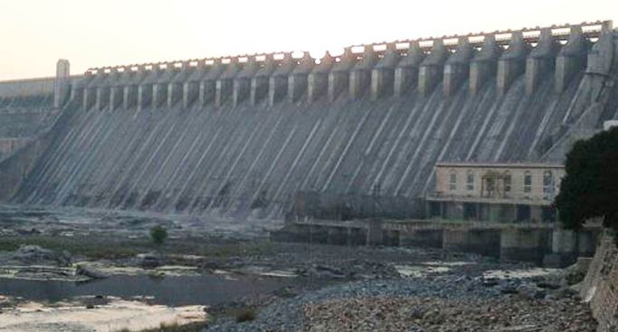ગુજરાતના મોટાભાગના જળાશયોમાં પાણીનો જથ્થો 50 ટકાથી ઓછો