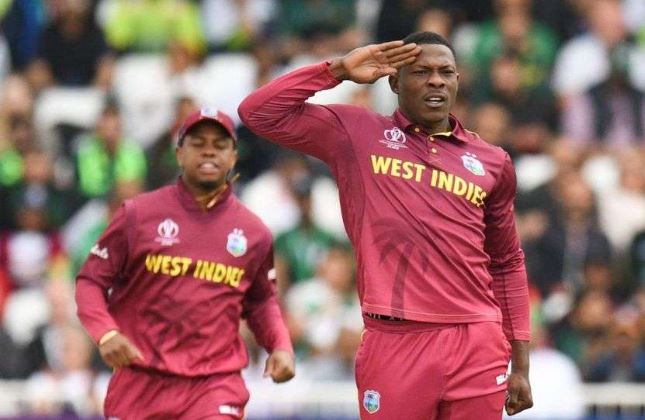 વર્લ્ડકપ ક્રિકેટ 2019 :  વેસ્ટઈન્ડિઝના બોલરોએ પાકિસ્તાની તોડી કરોડરજ્જૂ, 105 રનમાં કર્યું ઓલઆઉટ