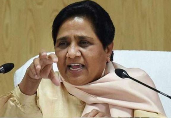 मायावती का प्रहार – बसपा से निलंबित विधायकों को लेकर भ्रम फैला रही समाजवादी पार्टी