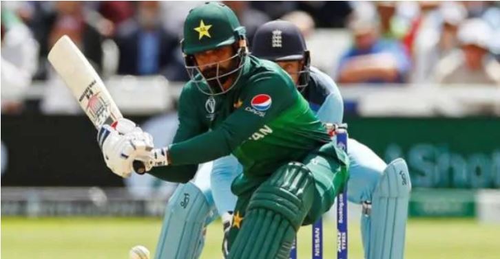 WC-2019: મોહમ્મદ હફીઝ અને બાબર આઝમના દમ પર પાકિસ્તાને ઈંગ્લેન્ડને આપ્યો 349 રનનો ટાર્ગેટ