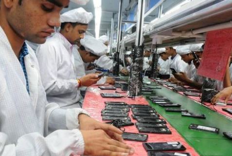 ભારતમાં મોબાઈલ ફોનના ઉત્પાદનમાં વધારો કરવા કેન્દ્ર સરકારનું આયોજન, ચીનને પડશે મોટો ફટકો