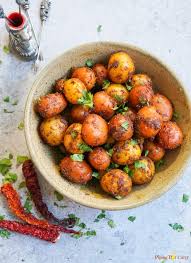 ખુબ જ ઈઝી રીતે લારી જેવા ‘લાલ ચટાકેદાર બટાકા’ બનાવવા માટે આ ટીપ્સ ખાસ વાંચો
