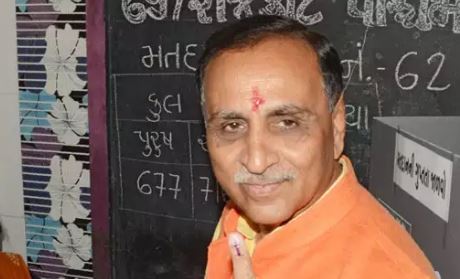 ગુજરાતના મુખ્યમંત્રી રૂપાણીએ કોરોના સામે મેળવ્યો વિજય, સાંજે કરશે મતદાન