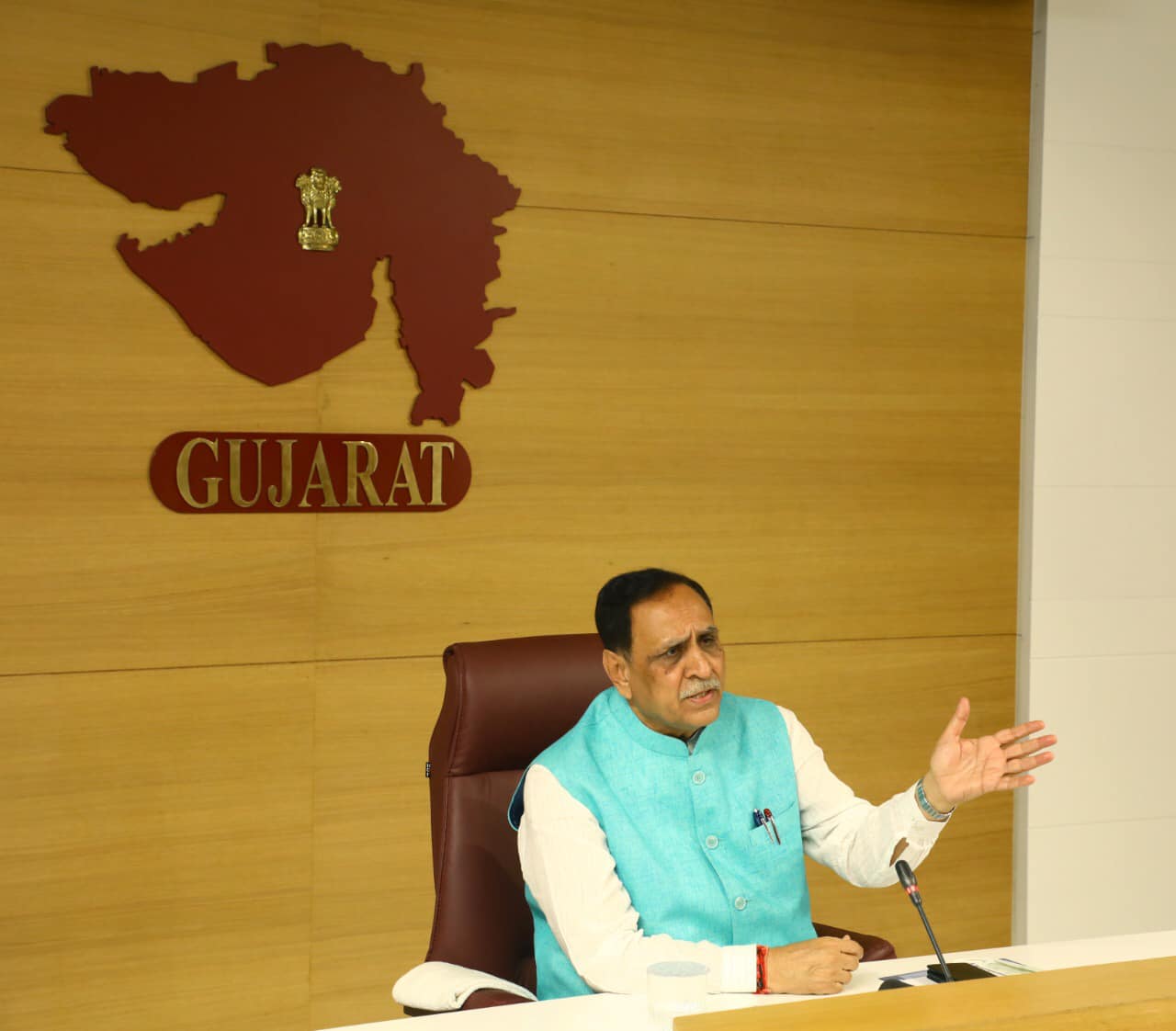 ગુજરાત: સીએમ રૂપાણીએ ફાયર NOCને લઈને મહત્વનો નિર્ણય લીધો, જાણો શું છે નવા નિયમ