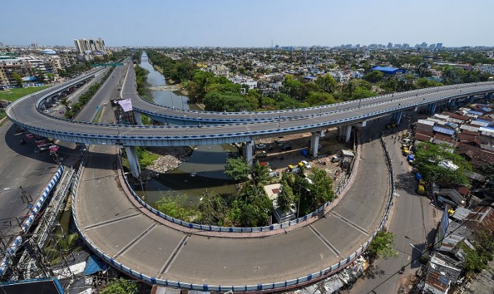 કોરોનાના વધતા જતા કેસો વચ્ચે પશ્ચિમ બંગાળ સરકારે 16થી 30 મે સુધી સંપૂર્ણ લોકડાઉનની જાહેરાત કરી