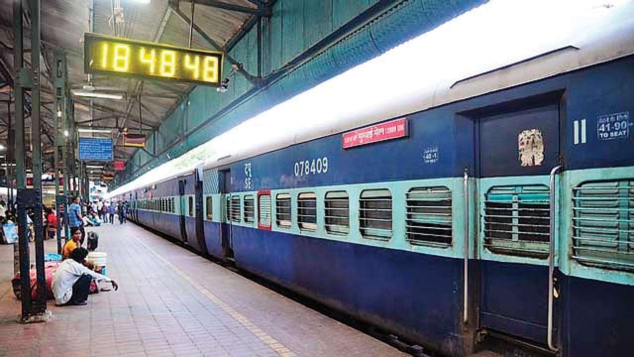 ગુજરાતના 46 રેલ્વે સ્ટેશન 136 જેટલા રેલ્વે ઓવરબ્રિજ-અંડરબ્રિજને નવા રૂપરંગ અપાશે
