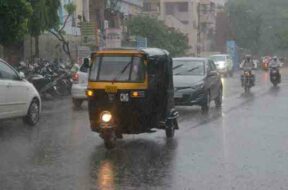 Rajkot-rain-one