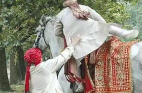 a39724e5-49e1-46cb-b42e-bcd221630bc7