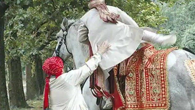 ઉત્તરપ્રદેશ: નશામાં ધૂત થઈને આવેલા વરરાજાને યુવતીએ લગ્ન કરવાની ના પાડી