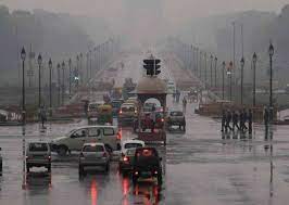 રાજધાની દિલ્હીમાં ભારે વરસાદને પગલે ઓરેન્જ એલર્ટ જારીઃ વર્ષ 2003 પછી જુલાઈ મહિનાનો સૌથી વધુ વરસાદ નોંધાયો