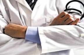 DOCTOR