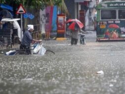 RAIN IN MUMBAI