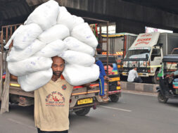Transporters in Surat Textiles
