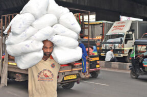 Transporters in Surat Textiles