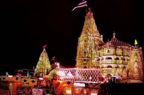 Dwarka-Temple