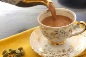 make-tea-by-adding-this-special-thing-not-sugar-in-winter-there-will-be-many-benefits