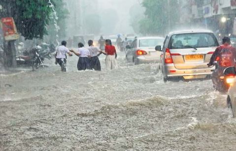 ગુજરાતમાં 96 જળાશયો હાઈ એલર્ટ પર, ભારે વરસાદની આગાહીને પગલે NDRFની 17 ટીમો તૈનાત