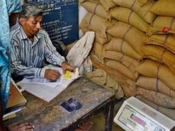 Rationing shop in Gujarat-1