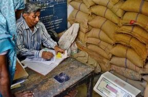 Rationing shop in Gujarat-1