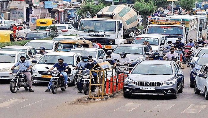 ગુજરાતમાં વાહનોની સંખ્યામાં વધારો, દર બીજી વ્યક્તિ પાસે પોતાનું ખાનગી વાહન છે