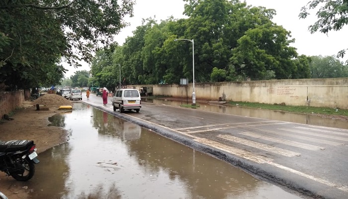 દિલ્હી-NCR ના ઘણા વિસ્તારોમાં પડ્યો ભારે વરસાદ,IMD એ આજ માટે ઓરેન્જ એલર્ટ જાહેર કર્યું