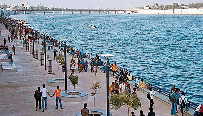 અમદાવાદમાં સાબરમતી રિવરફ્રન્ટ પર 1 મેથી મફત યોગા અને એરોબિક્સ કલાસ શરૂ થશે