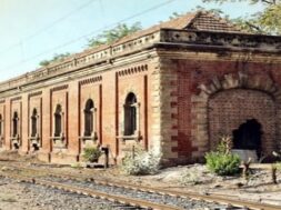 vadodara railway saloon building