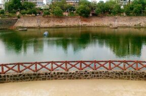 vastrapur-lake-ahmedabad