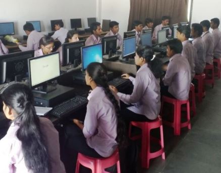 ગુજરાતઃ માધ્યમિક-ઉચ્ચત્તર માધ્યમિક શાળાઓને ઈન્ટરનેટની સુવિધા માટે ગ્રાન્ટની ફાળવણી