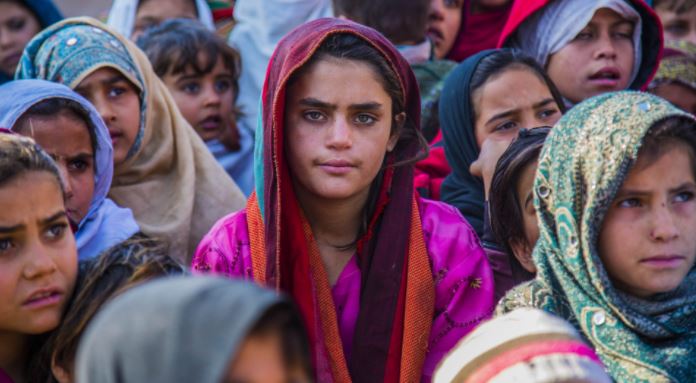 અફઘાનિસ્તાનની સ્થિતિ ચિંતાજનક, લોકો પૈસા માટે 20 દિવસની બાળકીઓને વેચી રહ્યાં છે: રિપોર્ટ