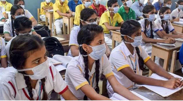 ગુજરાતમાં છેલ્લાં પાંચ વર્ષમાં પ્રાથમિક શાળાઓમાં વિદ્યાર્થિનીઓની સંખ્યામાં 2.18 લાખનો ઘટાડો
