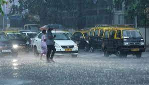 મુંબઈમાં ભારે વરસાદ – ગુજરાતમાં પણ વરસાદની સંભાવના સાથે ઓડિશા આઘ્રપ્રદેશમાં ચક્રવાતી તુફાનનું જોખમ