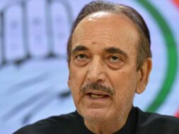 Senior-Congress-leader-Ghulam-Nabi-Azad-speaks-during-a-news-conference-in-New-Delhi-Sept-15-2019-PTI-770×435