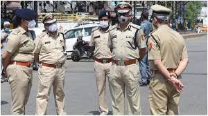 દિલ્હી પોલીસ પર હવે કોરોનાનો કહેર- પીઆરઓ અને એસીપી સહીત 300 પોલીસ કર્મી કોરોનાગ્રસ્ત