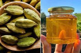 મધ સાથે એલચીનો પાવડર મિક્સ કરીને ખાવામાં આવે તો થાય છે ઘણા ફાયદાઓ