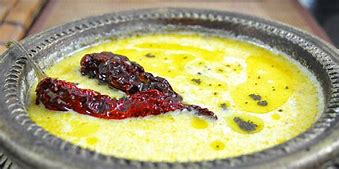 કિચન ટિપ્સઃ- સાંજે લાઈટ હળવું ખાવું હોય તો બનાવો ખિચડી સાથે આ કાચી કઢી