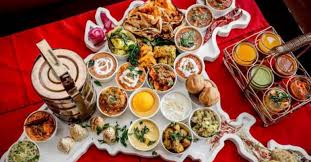 રેસ્ટોરન્ટમાં ભોજનનો સ્વાદ માણવામાં દિલ્હીવાસીઓ મોખરે – તો આ શહેરના લોકો એ ડિસેમ્બરમાં ગટગટાવ્યો 50 હજાર લીટર દારૂ
