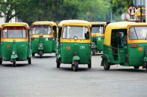 AUTO RIKSHAW