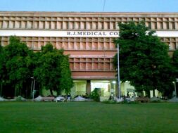 B.J.MEDICAL COLLEGE REVOI.IN