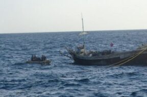 Yasin Boat, 10 Pakistanis arrested,-1