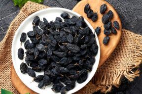 black-raisin-scaled-1