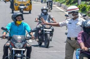 mask-traffic ahmedabad-1