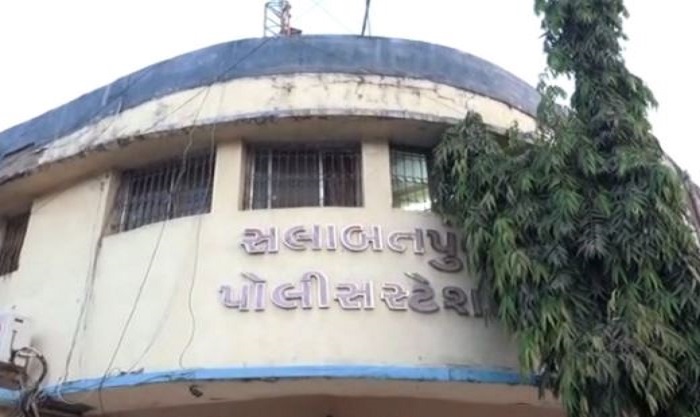 સુરતમાં સલાબતપુરા પોલીસ સ્ટેશનની નબળી કામગીરીને પગલે આખો સ્ટાફ બદલી દેવાયો