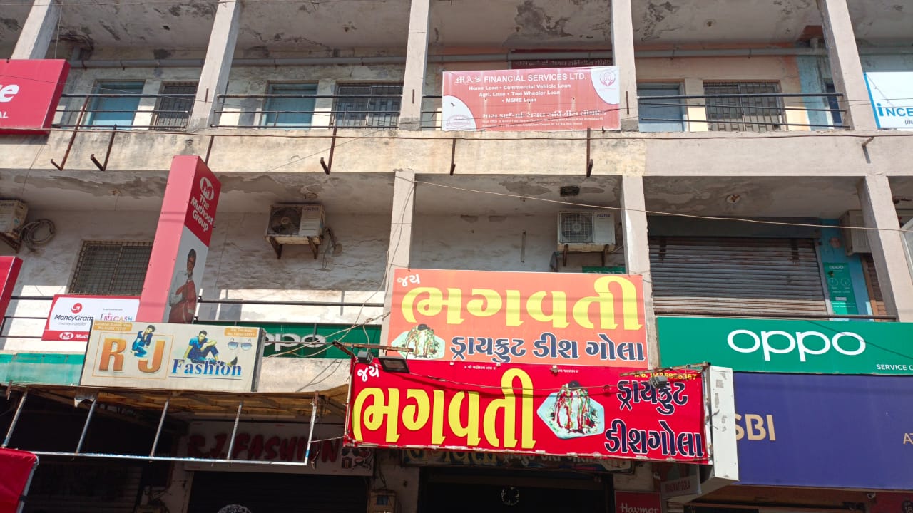 ગીર સોમનાથના વેરાવળમાં ફાયર સેફ્ટિને લઈને ચેકિંગ હાથ ઘરાયું – બે હોટલ સહીત કોમર્શિયલ કોમ્પલેક્ષને વાગ્યા તાળા