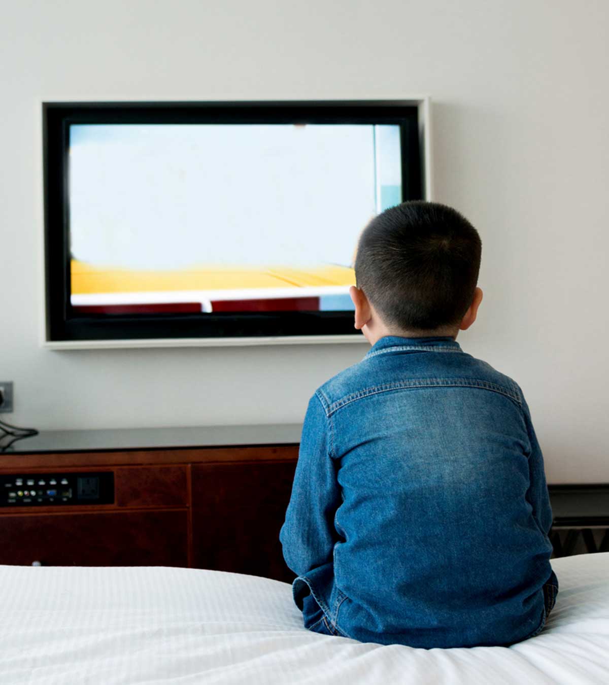 શું તમારા બાળકને ટીવી જોવાની આદત પડી ગઈ છે? તો ચેતી જજો