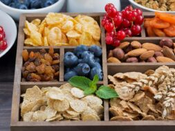 5 Snacks to Help Battle High Cholesterol